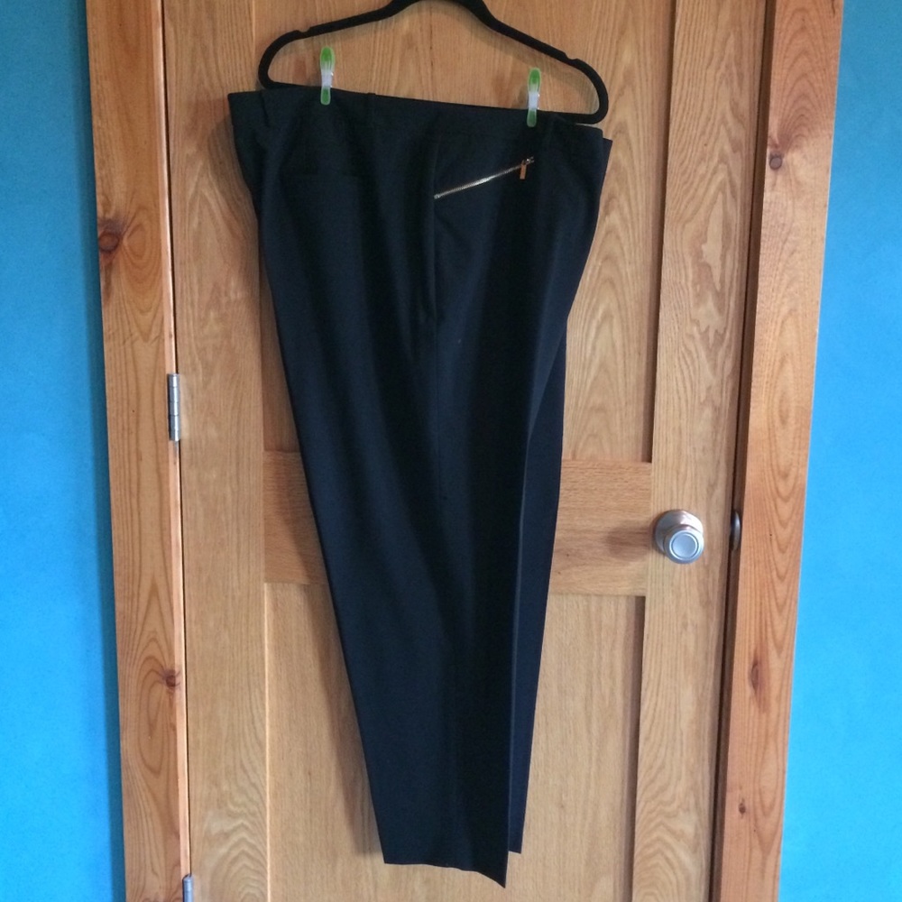 Calvin Klein pants size 22W with zipper trim